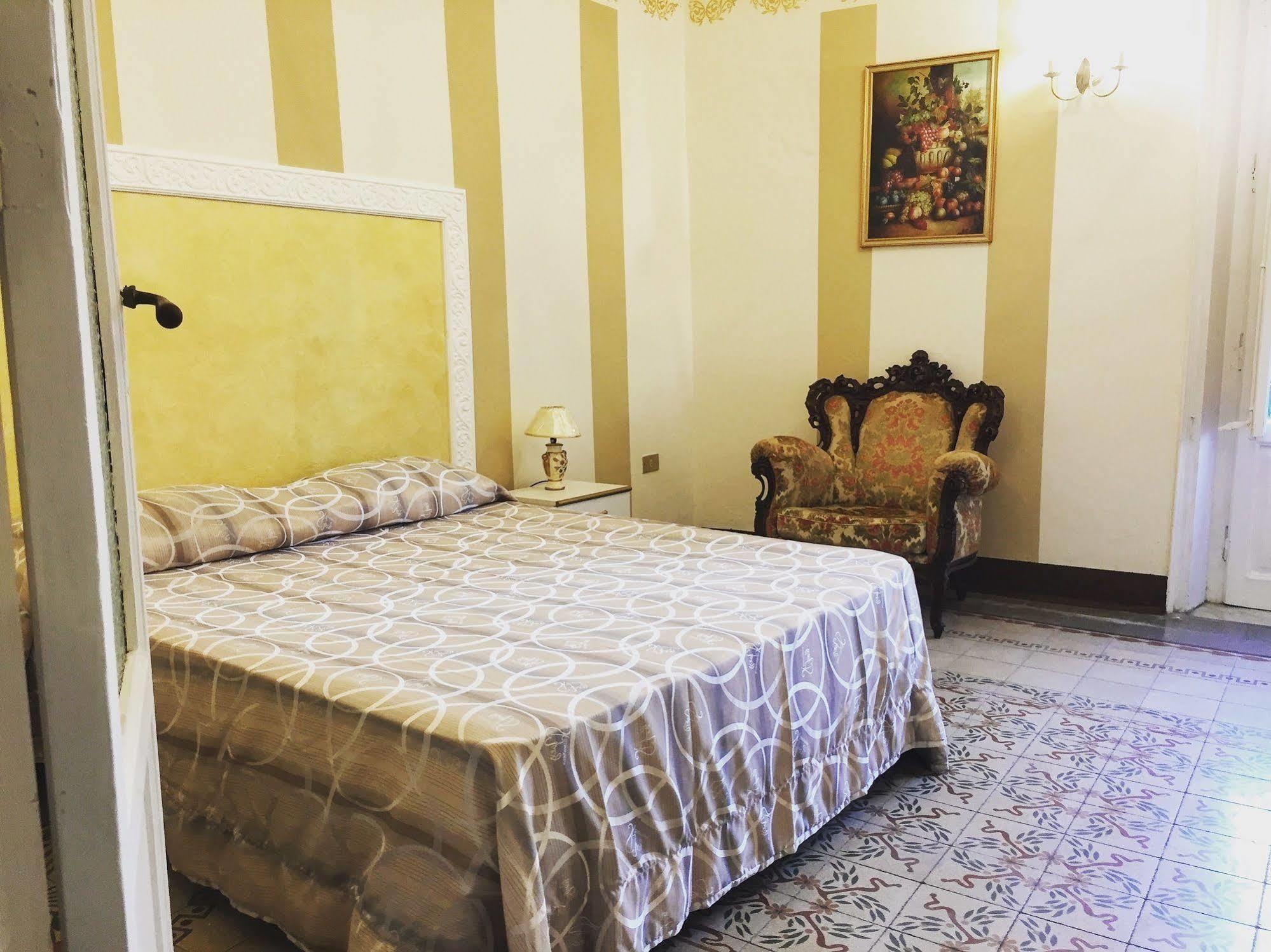 Voila Rooms Guest House Terrasini Zewnętrze zdjęcie